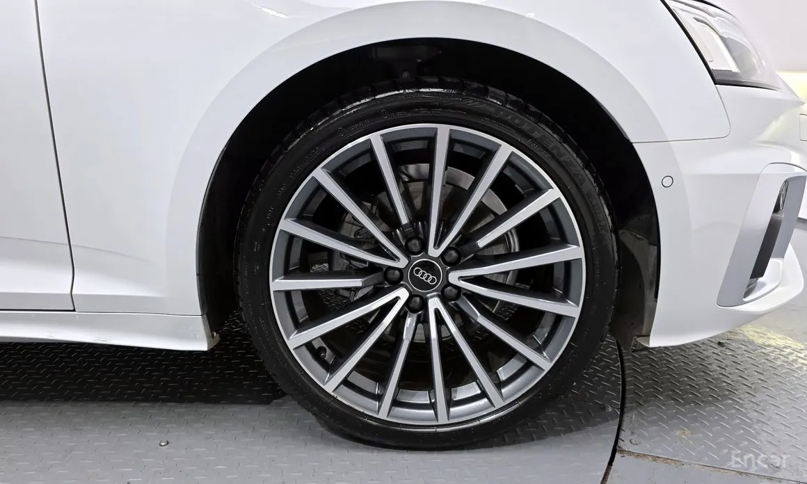 Audi A5 2017 40 TFSI Quattro Premium Sportback