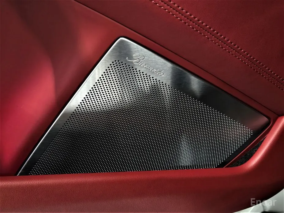 Porsche 911 2019 Carrera 4 Cabriolet