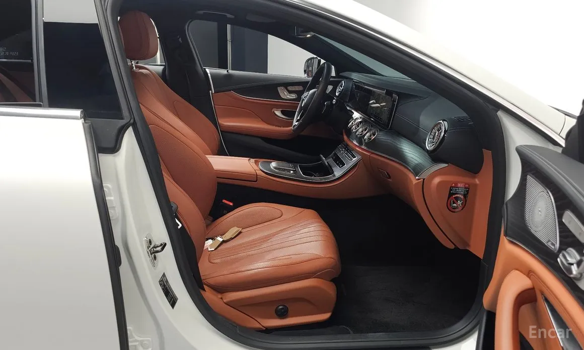 Mercedes-Benz CLS-Class 2018 CLS300d AMG Line