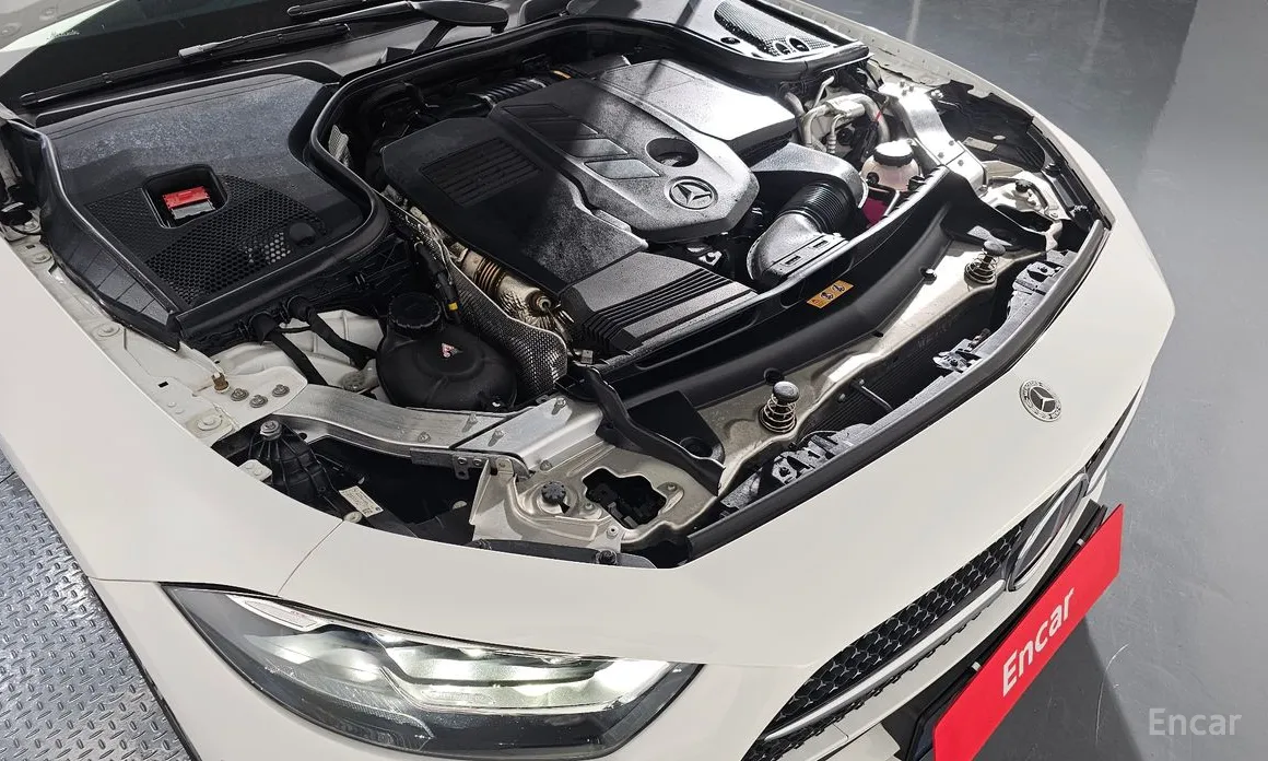 Mercedes-Benz CLS-Class 2018 CLS300d AMG Line