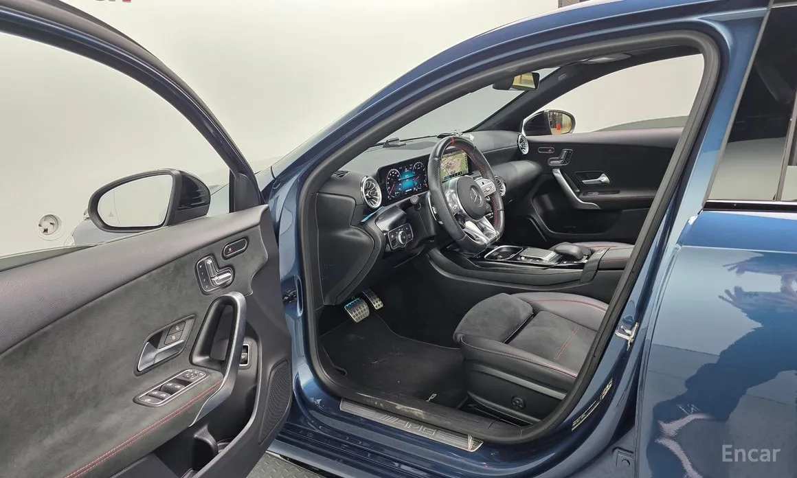 Mercedes-Benz A-Class 2019 AMG A35 4MATIC Sedan