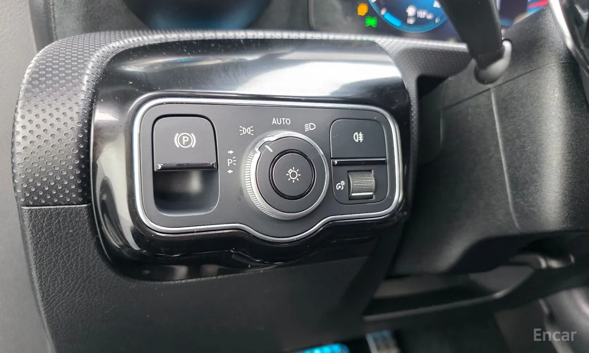 Mercedes-Benz A-Class 2019 AMG A35 4MATIC Sedan