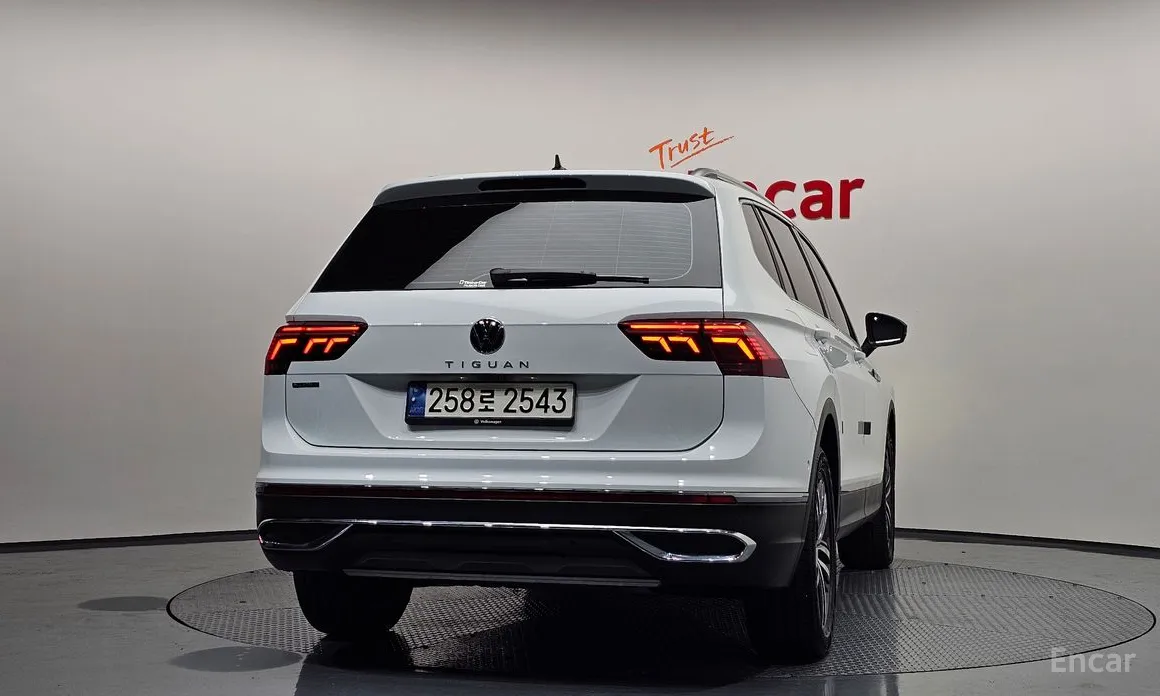 Volkswagen Tiguan 2018 2.0 TSI Prestige