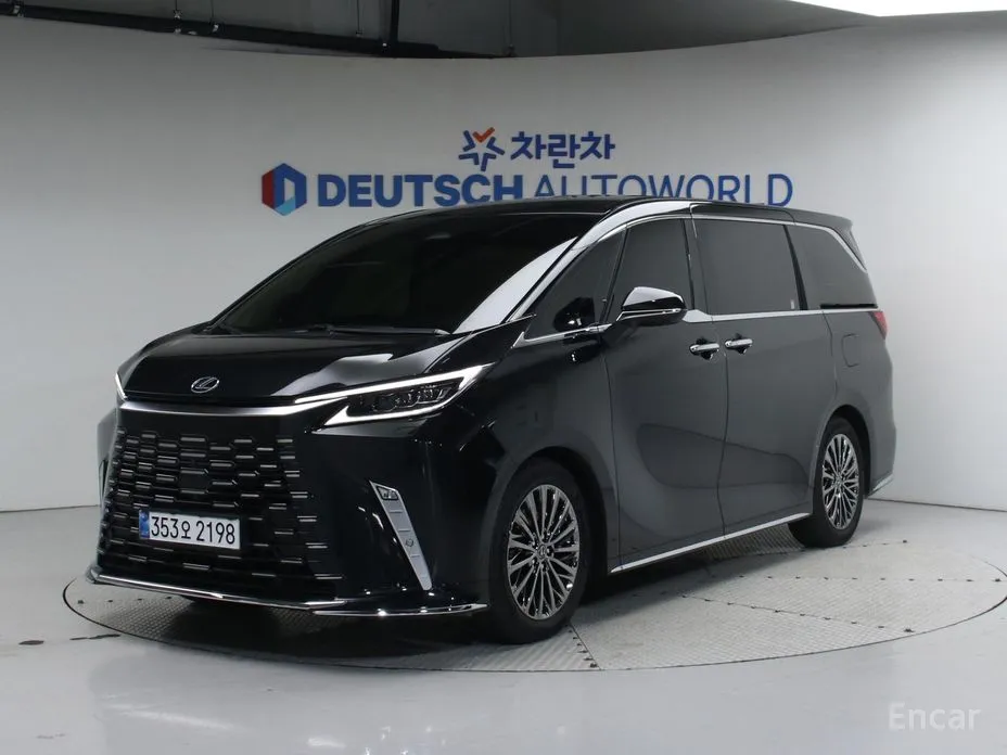Lexus LM 2024 500h Royal