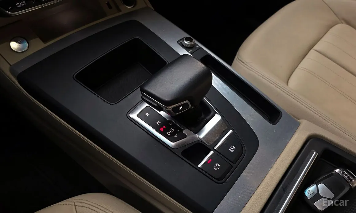 Audi Q5 2017 45 TFSI Quattro