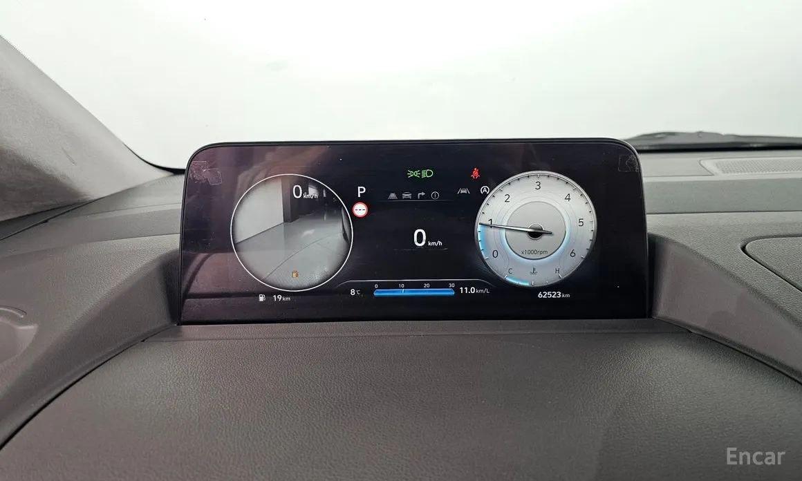 Hyundai Staria 2021 Lounge 7-Seater