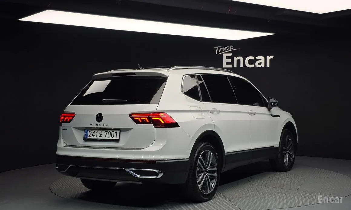 Volkswagen Tiguan 2018 2.0 TSI Prestige