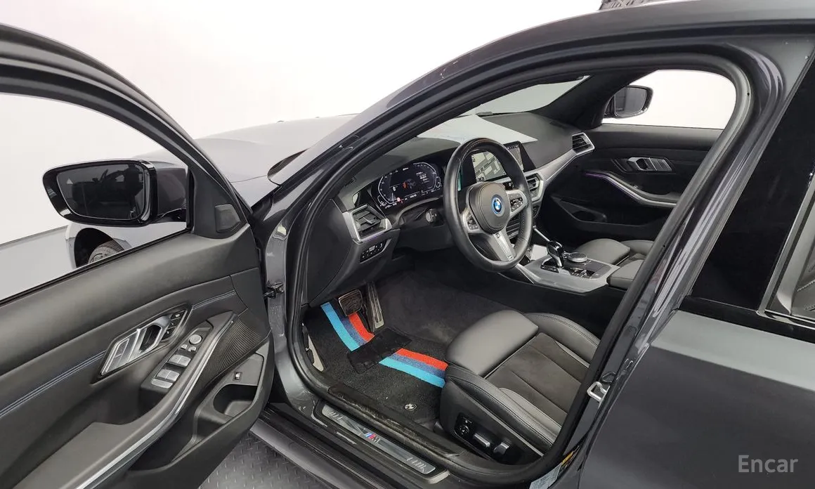 BMW 3 Series 2019 320e M Sports