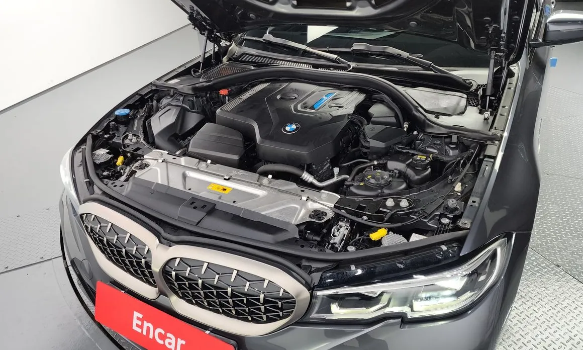 BMW 3 Series 2019 320e M Sports