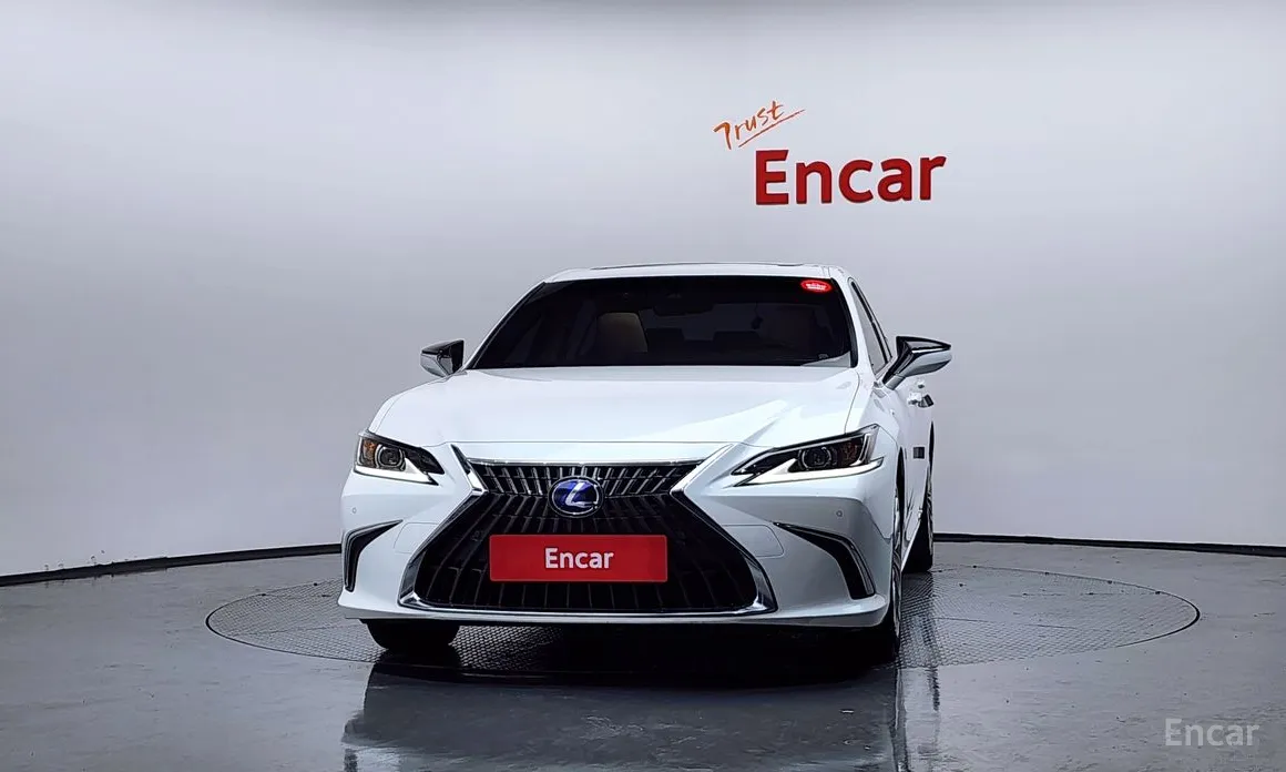 Lexus ES 2018 Luxury Plus