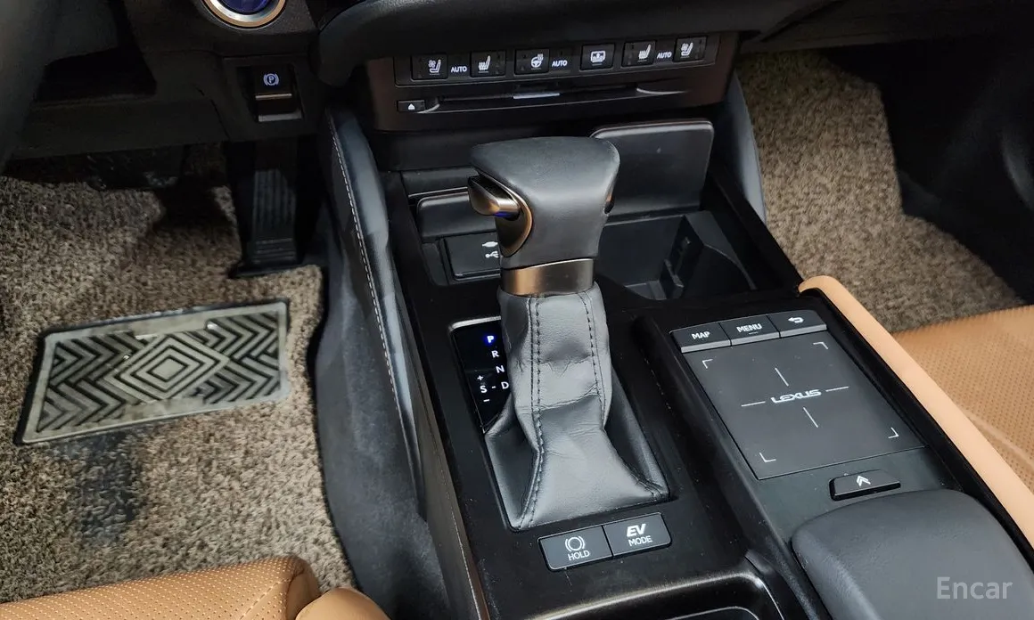 Lexus ES 2018 Luxury Plus