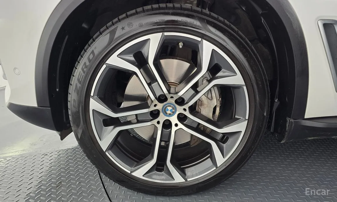 BMW X5 2019 xDrive 45e xLine