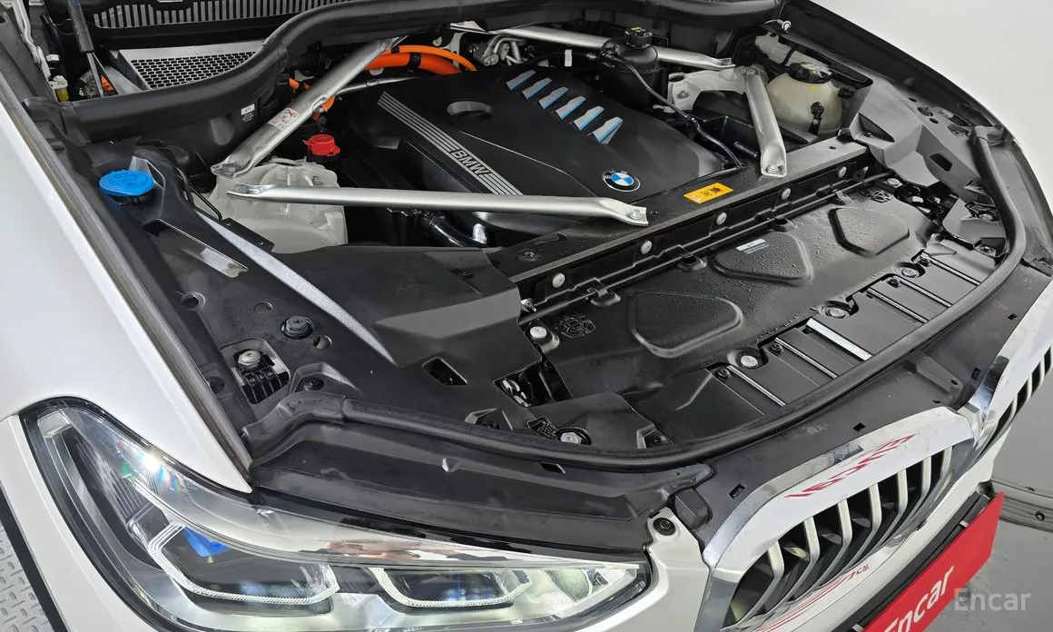 BMW X5 2019 xDrive 45e xLine