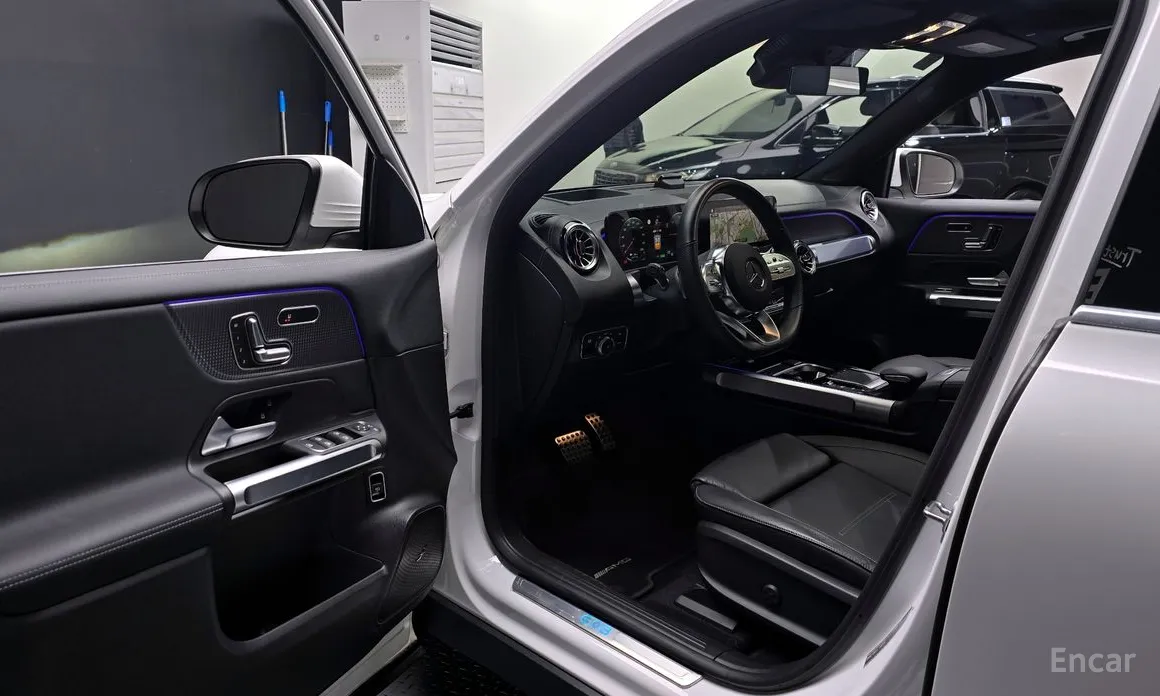 Mercedes-Benz EQB 2022 EQB300 4MATIC AMG Line