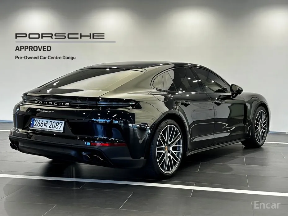 2024 Porsche Panamera