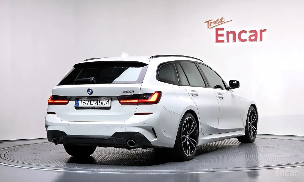 BMW 3 Series 2019 320i Touring M Sports