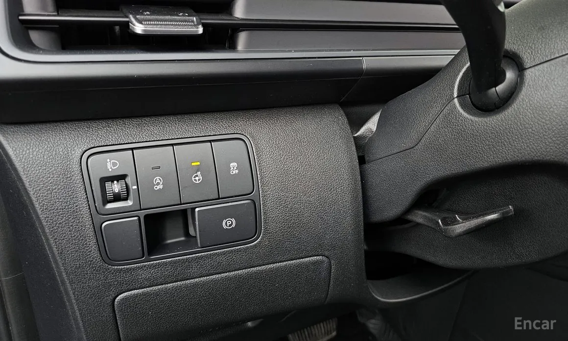 Hyundai Staria 2021 Wheel Chair Lift/Slope