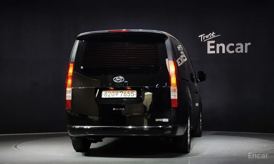 Hyundai Staria 2021 Wheel Chair Lift/Slope