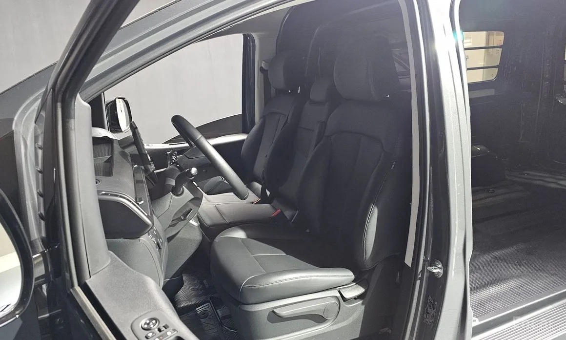 Hyundai Staria 2021 L3.5 Cargo 3-Seater