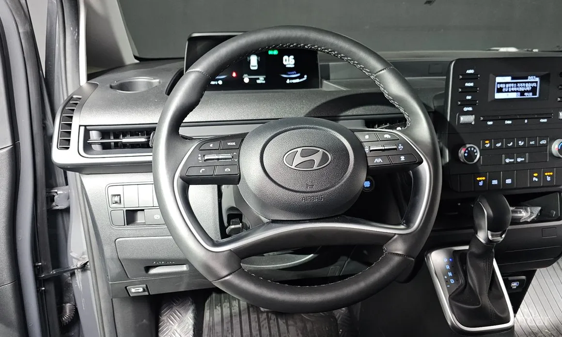 Hyundai Staria 2021 L3.5 Cargo 3-Seater