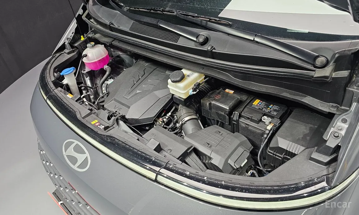 Hyundai Staria 2021 L3.5 Cargo 3-Seater