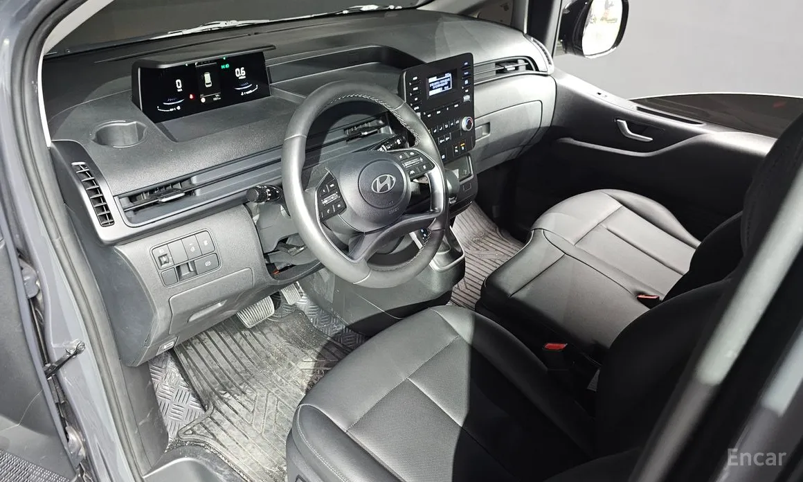 Hyundai Staria 2021 L3.5 Cargo 3-Seater