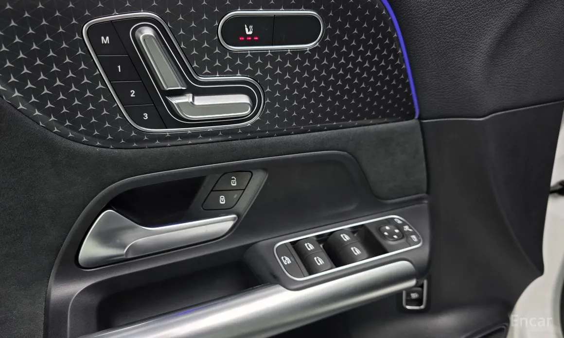 Mercedes-Benz EQA 2021 EQA250 AMG Line