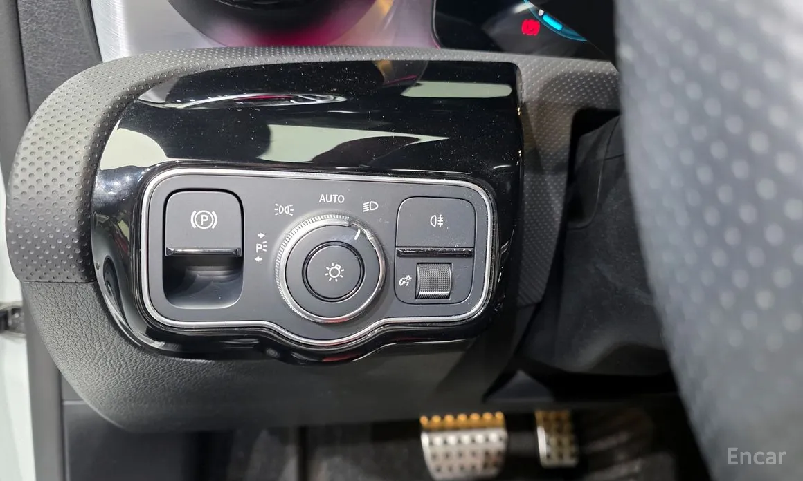 Mercedes-Benz CLA-Class 2020 CLA250 4MATIC