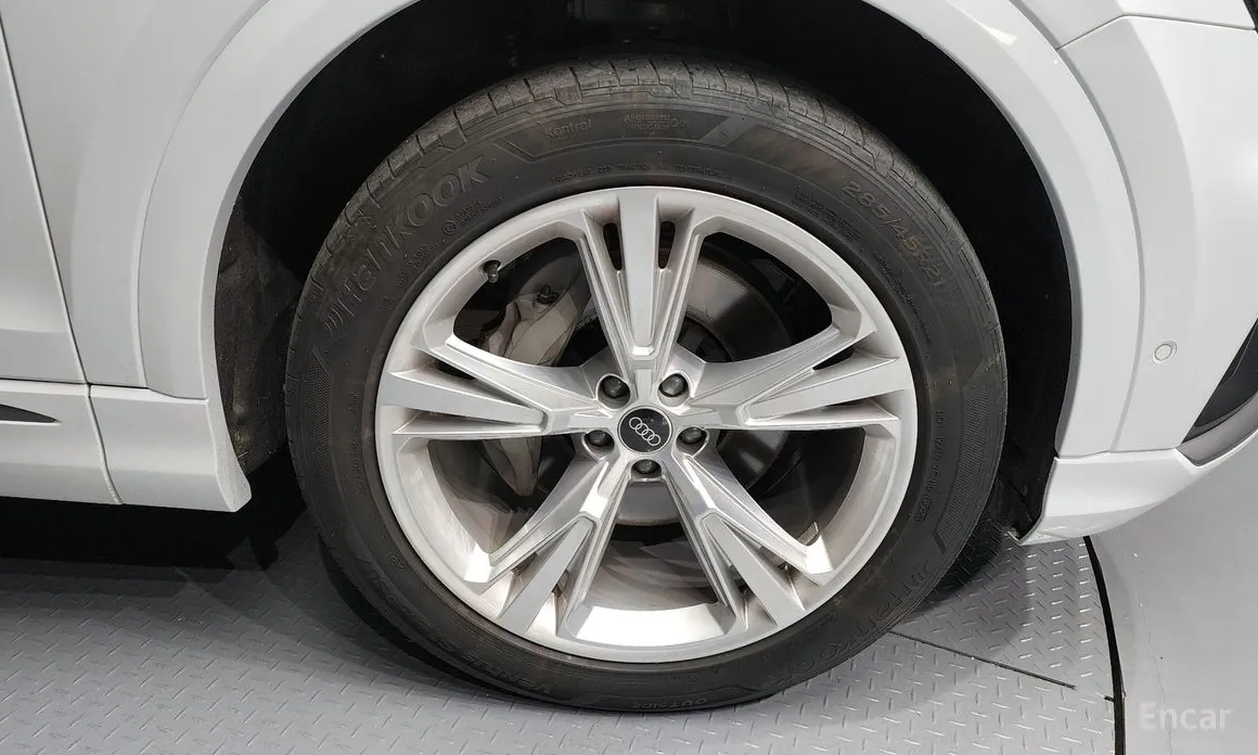 Audi Q8 2018 45 TDI Quattro Premium