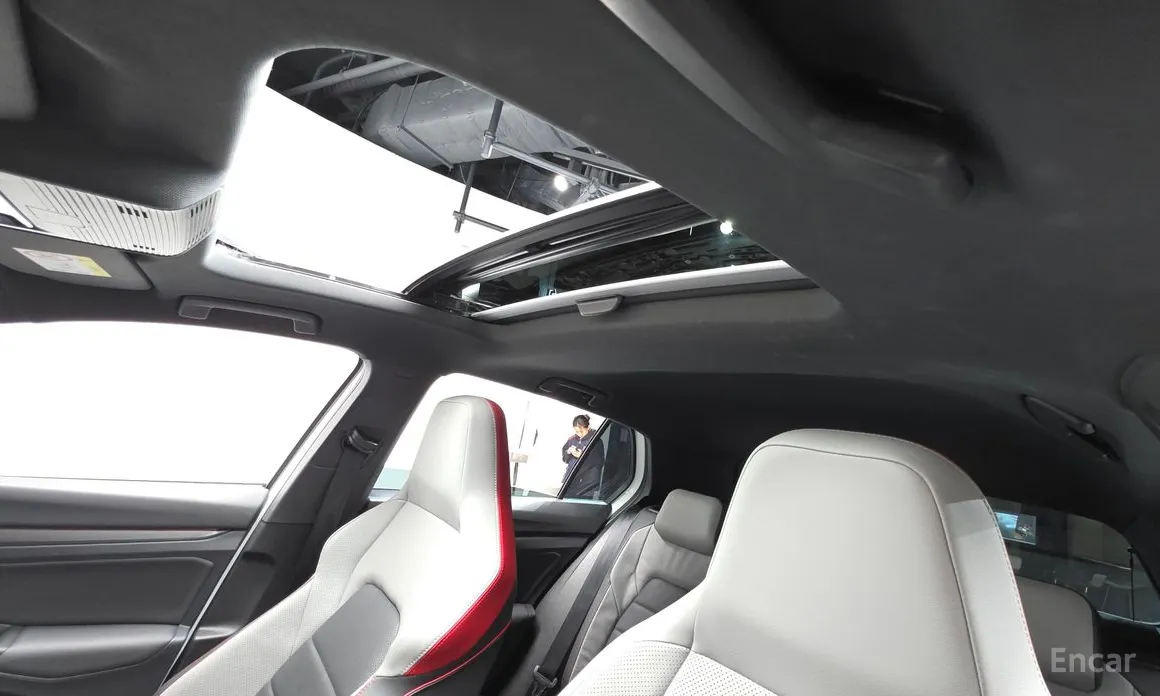 Volkswagen Golf 2022 2.0 GTI