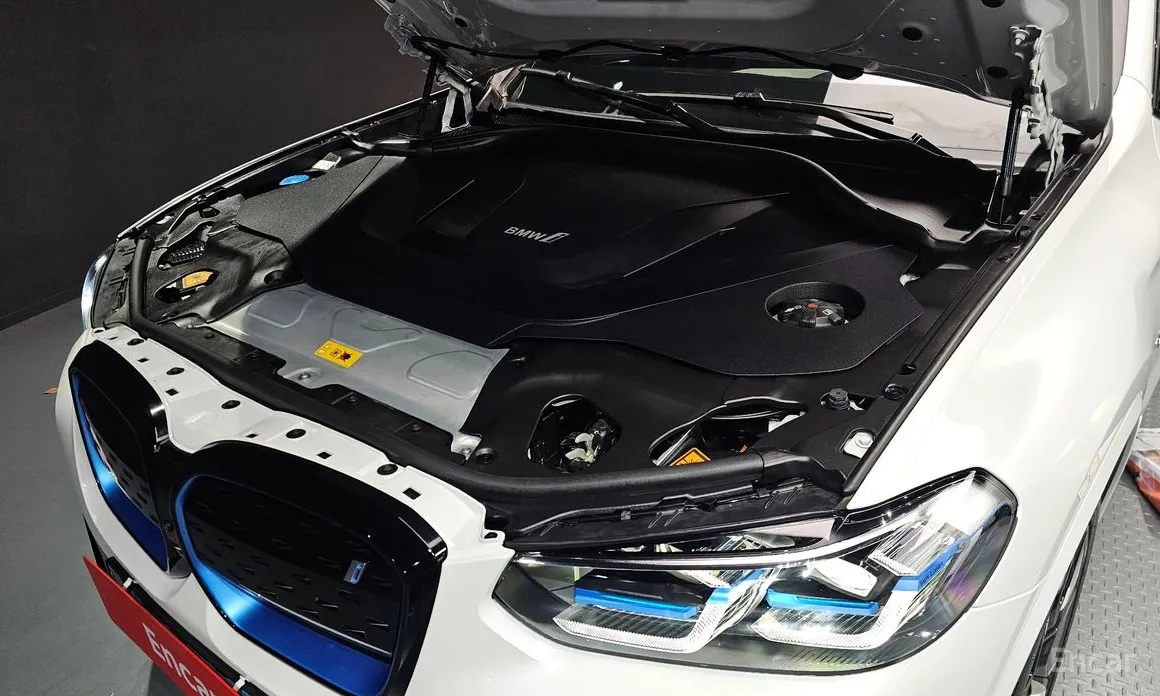 BMW iX3 2021 M Sports