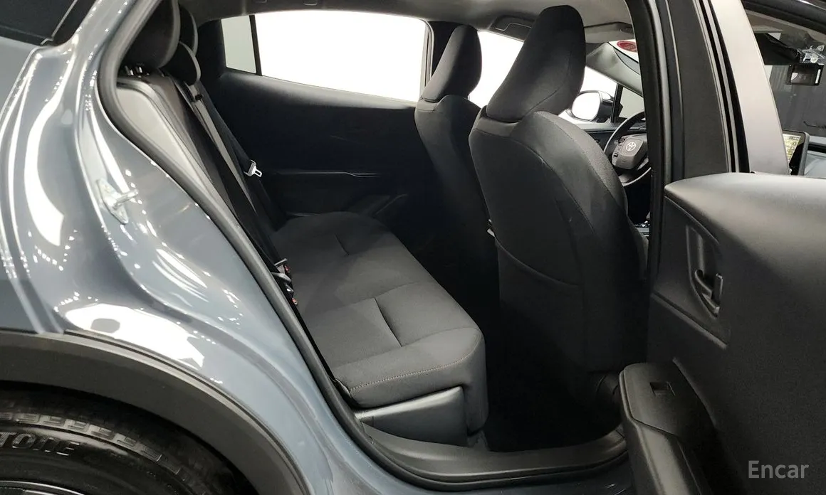 Toyota Prius 2023 2.0 PHEV SE