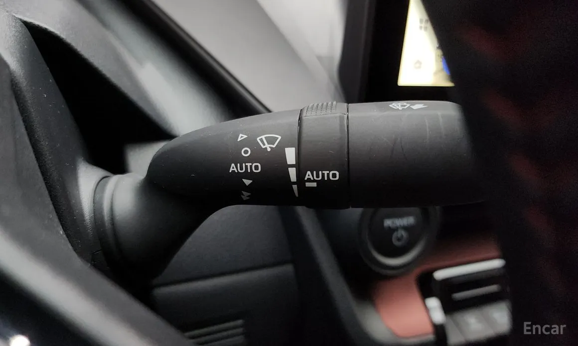 Toyota Prius 2023 2.0 PHEV SE