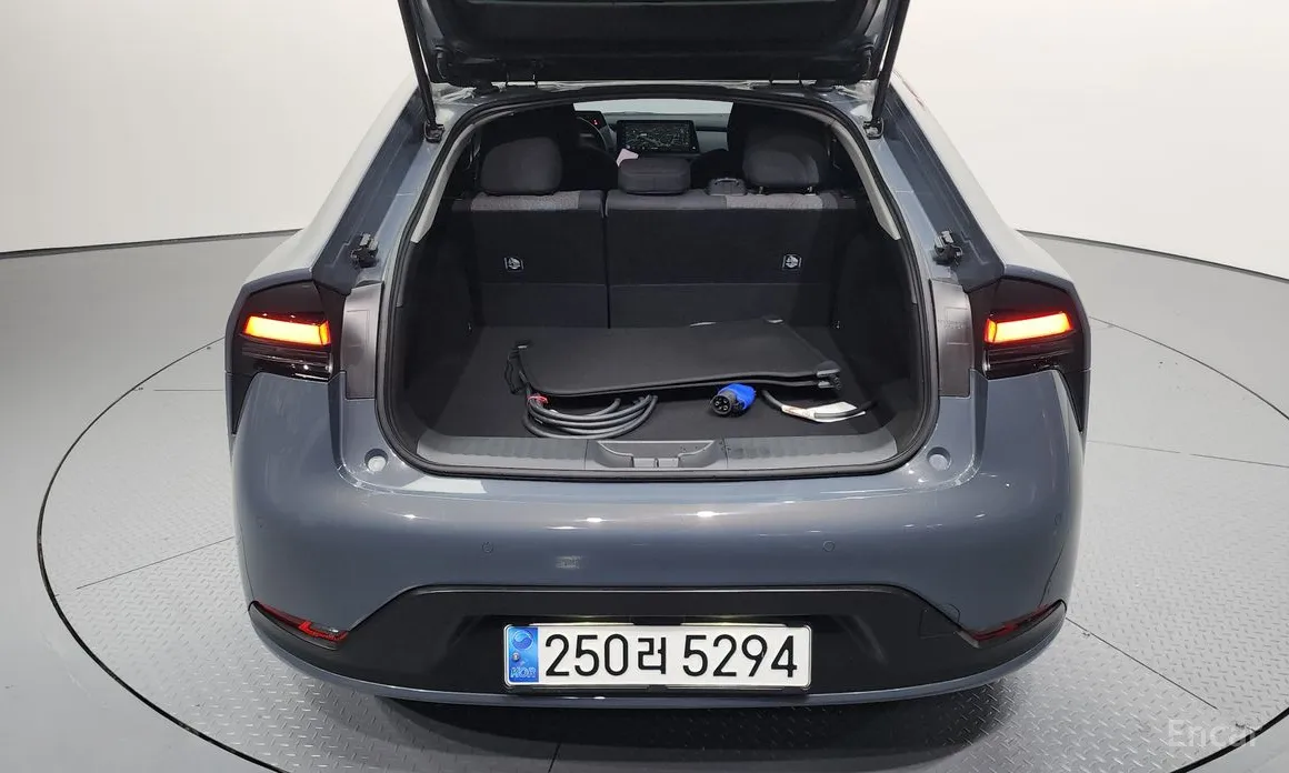 Toyota Prius 2023 2.0 PHEV SE