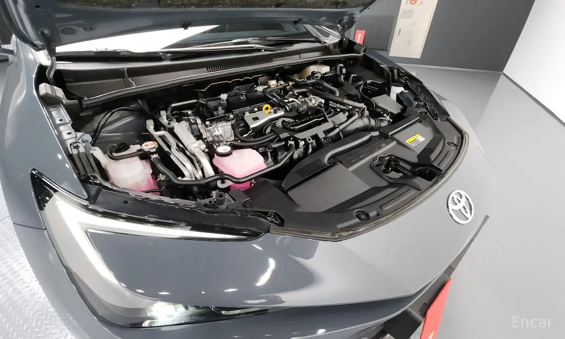 Toyota Prius 2023 2.0 PHEV SE