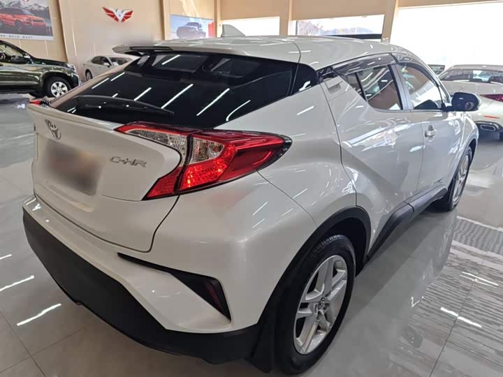 Toyota C-HR 2022 2022款 2.0L 舒适版