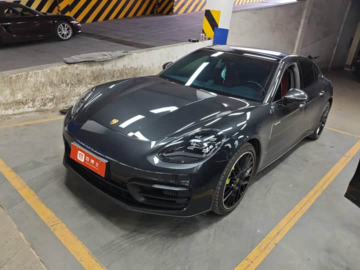 Porsche Panamera Hybrid 2022 2022款 Panamera 4 E-Hybrid 行政加长版 2.9T