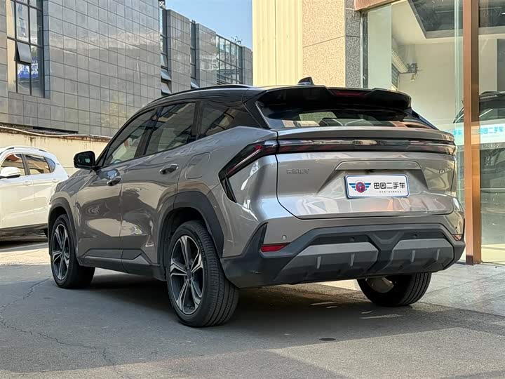 Geely Galaxy L7 2025 2025款 EM-i 115km 探索+版