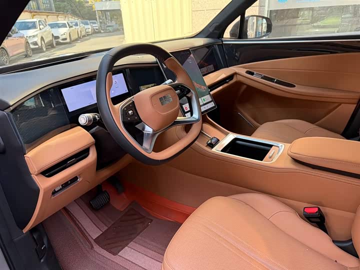 Geely Galaxy L7 2025 2025款 EM-i 115km 探索+版