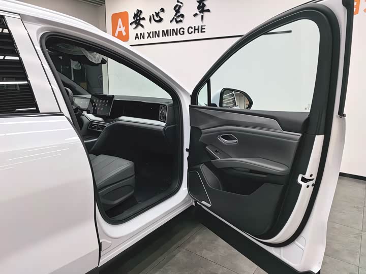 BYD Song L DM-i Hybrid 2025 2025款 智驾版 112km 领先型