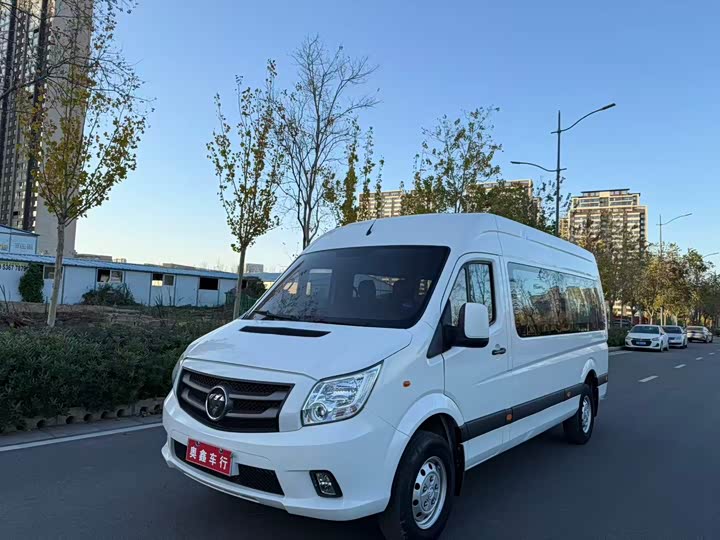 Foton Tuyano 2021 2021款 2.0T手动通途加长轴中顶5/6/7座4F20TC3
