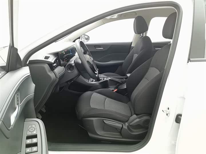 Roewe i5 2023 2023款 1.5L 手动舒享版