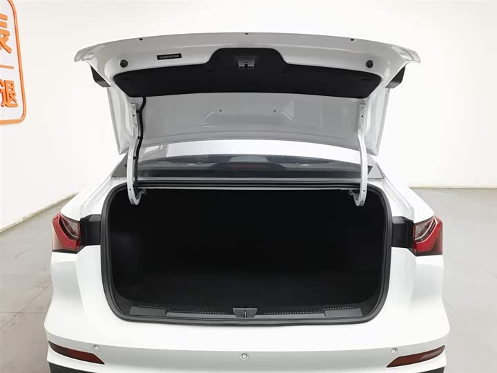 Roewe i5 2023 2023款 1.5L 手动舒享版