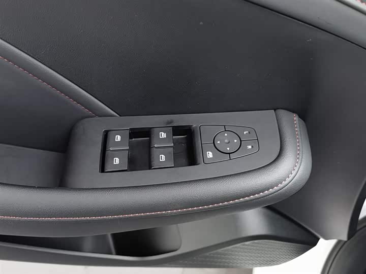 Roewe i5 2023 2023款 1.5L 手动舒享版