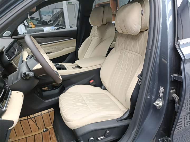 Geely Monjaro 2025 2025款 东方曜 2.0TD 自动今朝版