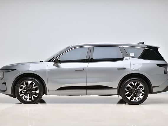 Ford Edge 2025 2025款 锐界L 2.0T EcoBoost E混动四驱七座至尊型