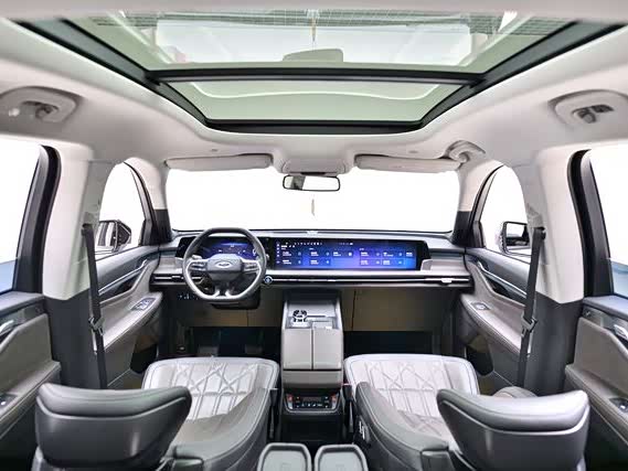 Ford Edge 2025 2025款 锐界L 2.0T EcoBoost E混动四驱七座至尊型