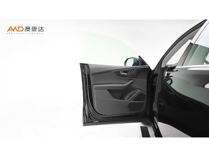 Audi Q8 2022 2022款 55 TFSI 豪华动感型