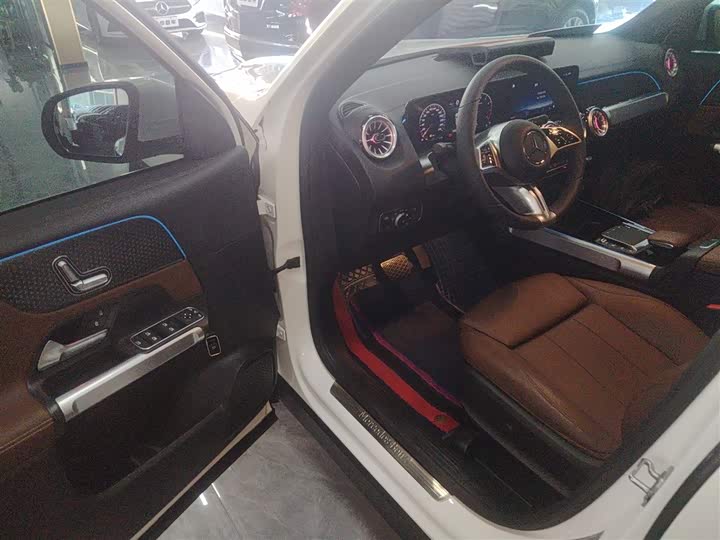 Mercedes-Benz GLB-Class 2024 2024款 GLB 220 动感型