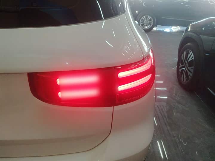 Mercedes-Benz GLB-Class 2024 2024款 GLB 220 动感型